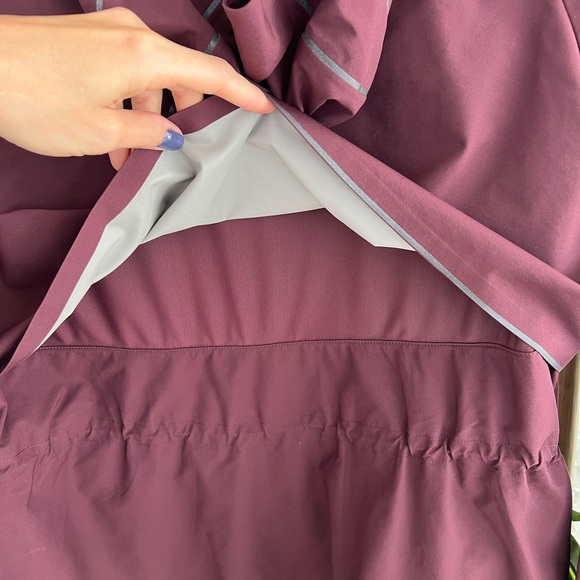 Lululemon Wind Breaker size 6 maroon (branded-see photos) - Picture 11 of 15
